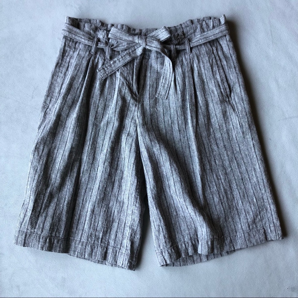BCBGMaxAzria ~ Linen Wide Leg Paperbag Waist Shorts ~ Women’s Size 2